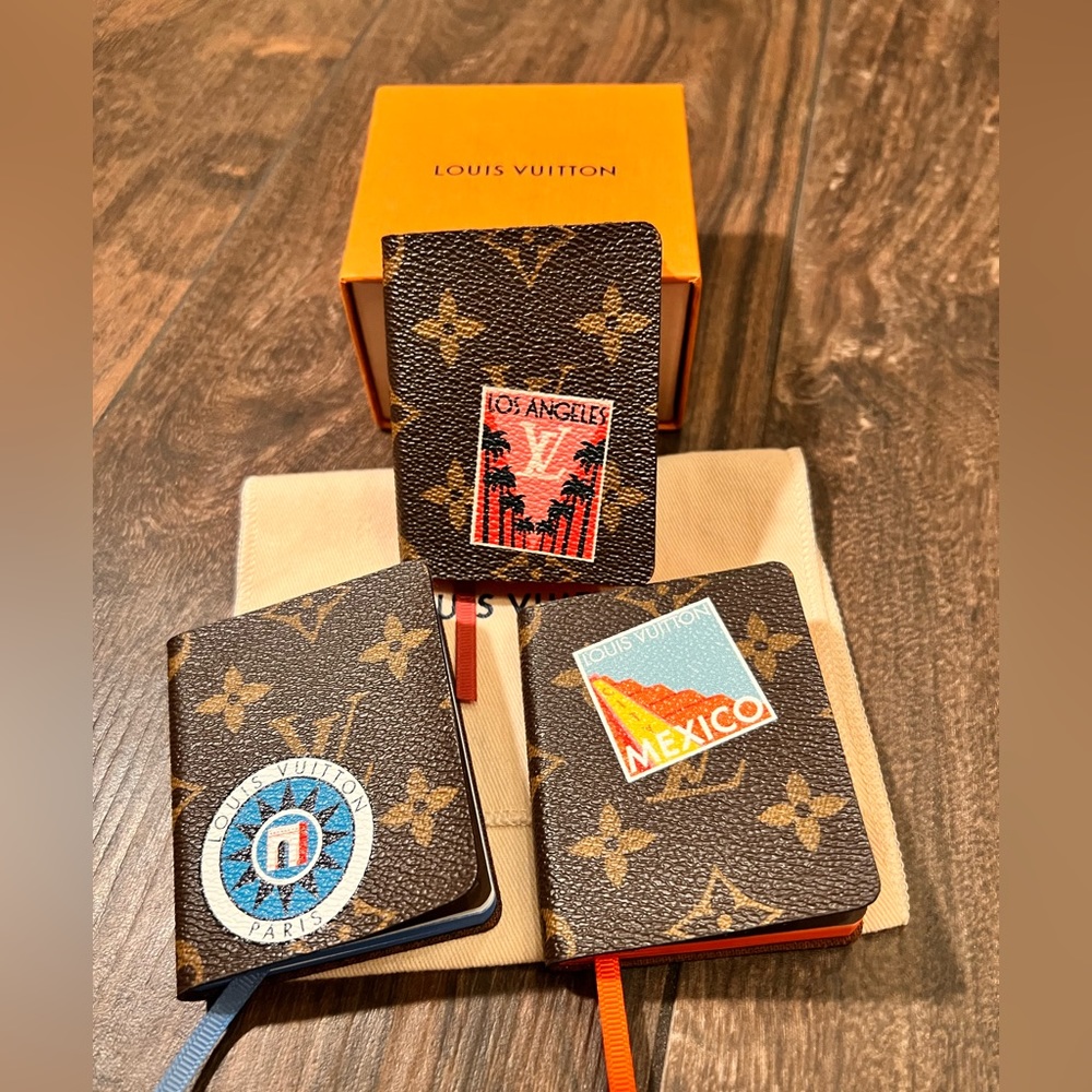 💎💎📝🗒️Authentic Louis Vuitton mini Car Jules note pads 💎💎🗒️📝